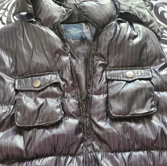 Black NWT hooded puffy vest size 8-10 - Picture 4 of 6